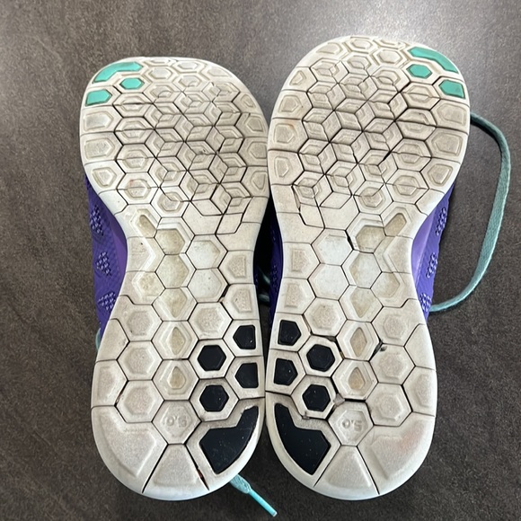 Nike Free Running Shoes - Picture 7 of 7